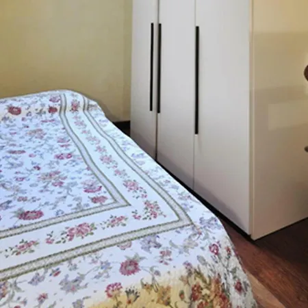 Appartamento Castello Di Godego Sleeps 10 Air Con Wifi Venezia